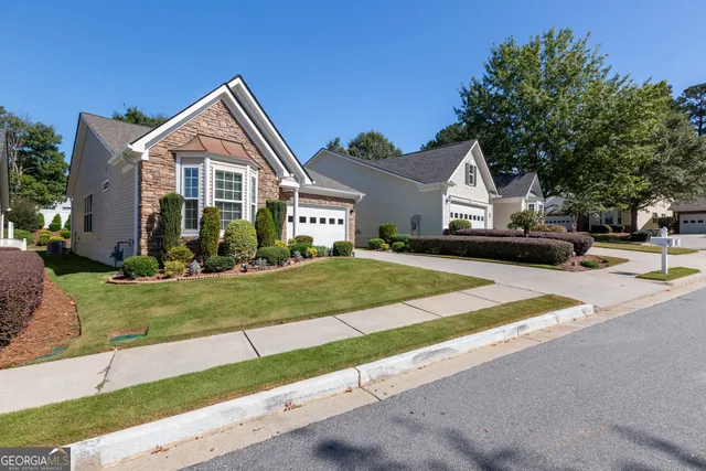 $349,900 | 5 Hampshire Lane, Newnan, GA 30265