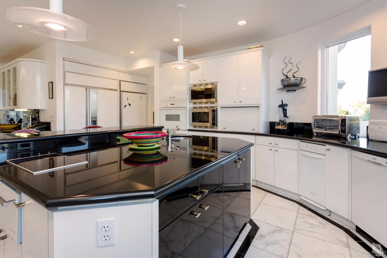 27502 Trail Ridge Road Canyon Country, CA 91387 - Photo 17 of 70 Additional Photo