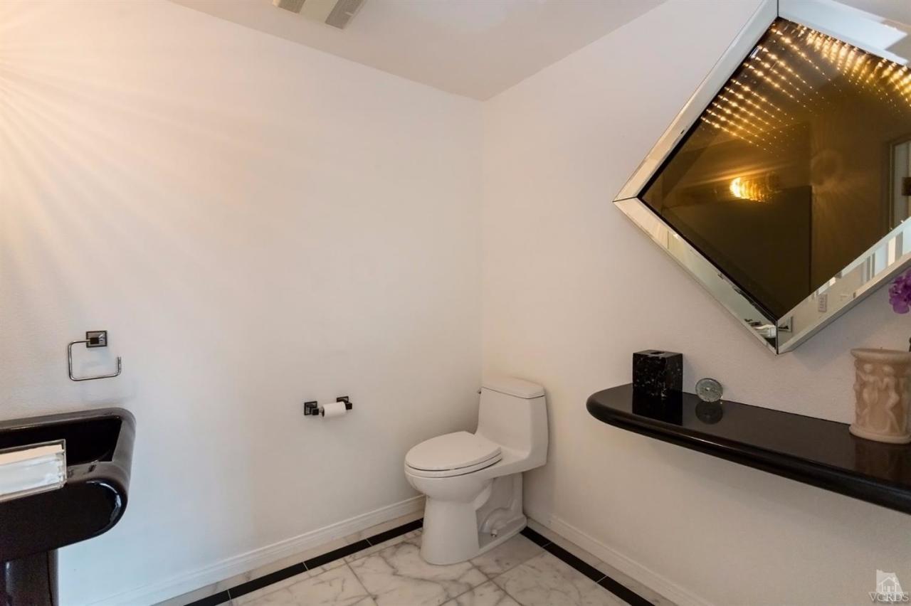 27502 Trail Ridge Road Canyon Country, CA 91387 - Photo 27 of 70 Additional Photo