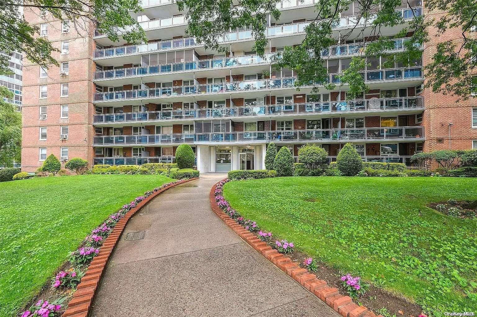 9805 63rd Drive, Unit 5E Queens, NY 11374 - Photo 9 of 9