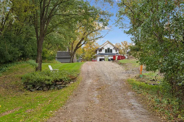 $3,675,000 | 348 West Lake Street, Orono, MN 55356