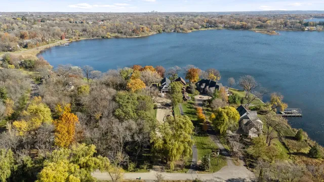 $3,675,000 | 348 West Lake Street, Orono, MN 55356