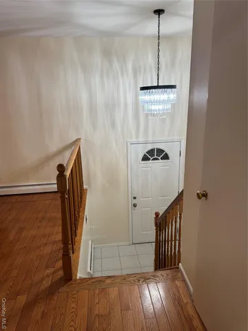 $3,500 | 97 Arlington Avenue, Valley Stream, NY 11580
