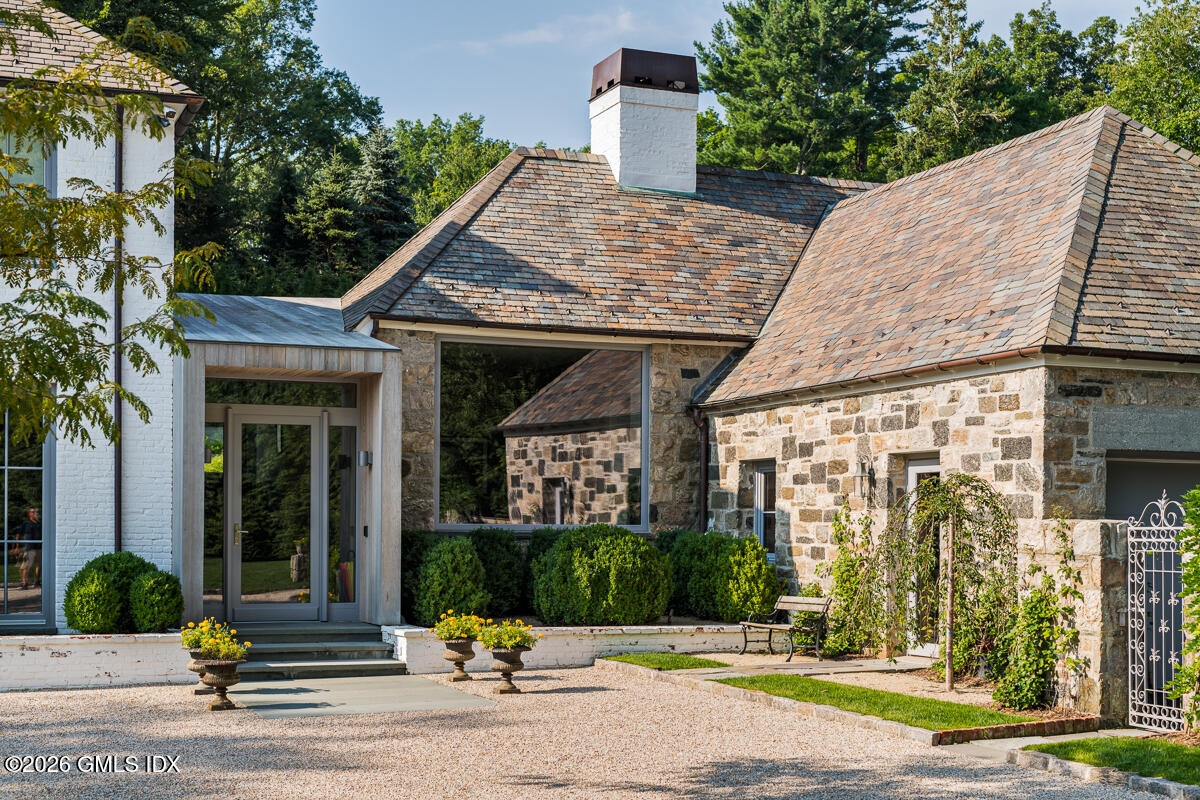 306 Round Hill Road Greenwich, CT 06831 - Photo 2 of 50 _DSC8854-Edit
