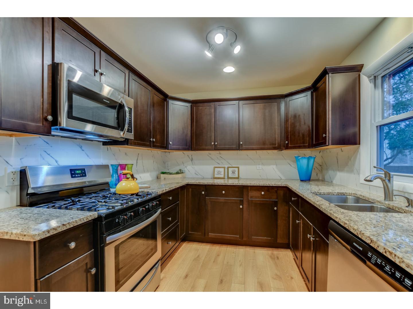 218 Probasco Road Hightstown, NJ 08520 - Photo 8 of 24 Kitchen
