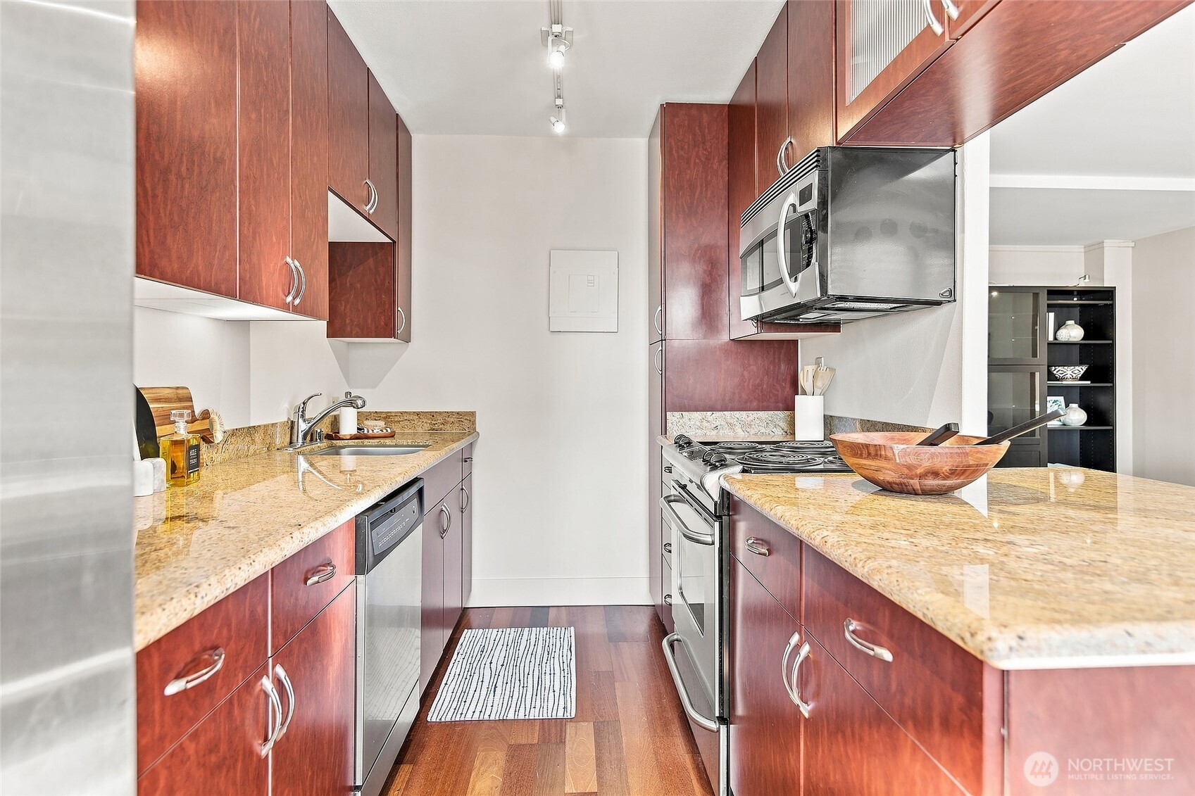 1105 Spring Street, Unit 1203 Seattle, WA 98104 - Photo 16 of 19 Gallery Image 16