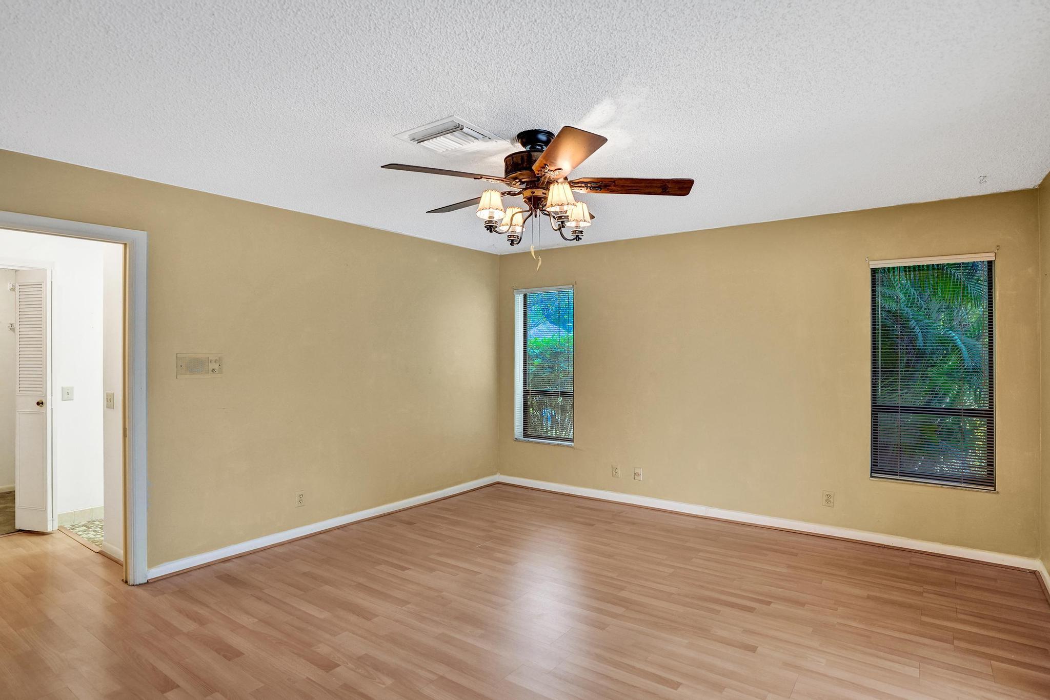 6432 Pine Jog Avenue Boca Raton, FL 33433 - Photo 16 of 47 DSC09424