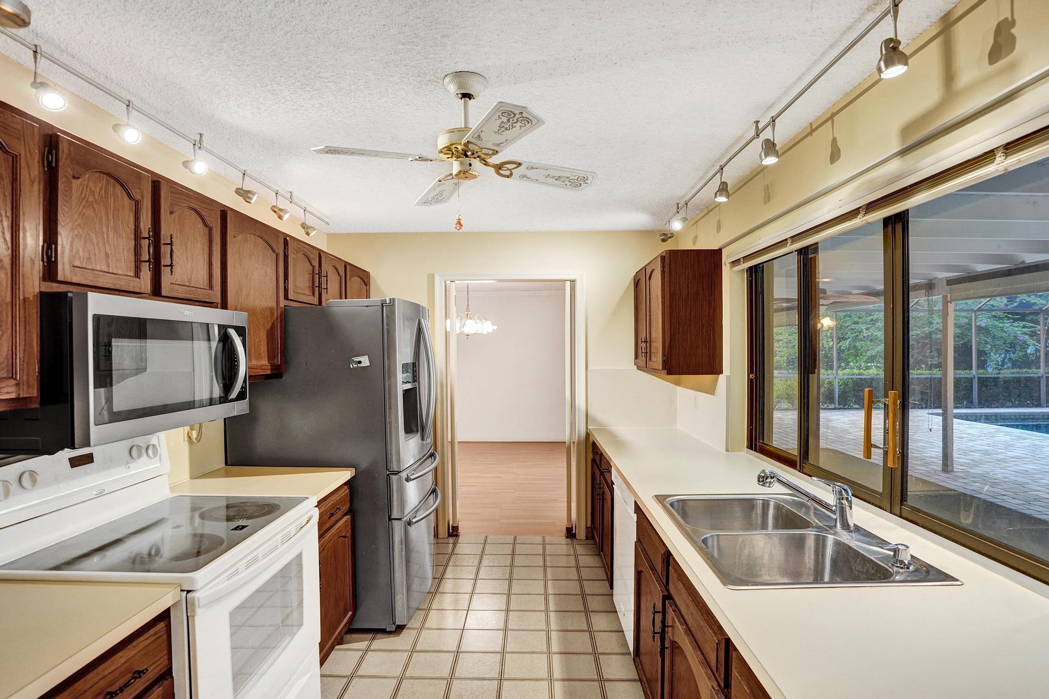 6432 Pine Jog Avenue Boca Raton, FL 33433 - Photo 26 of 47 DSC09454