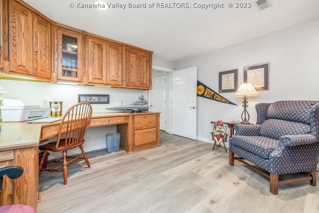 146 Whispering Woods Road Charleston, WV 25304 - Photo 40 of 48 Gallery Image 40