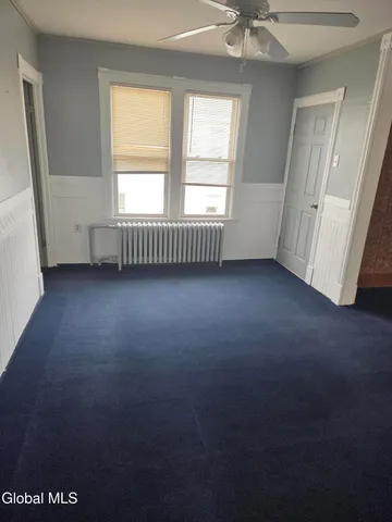 $1,600 | 48 Arnold Avenue, Unit 2, Amsterdam, NY 12010