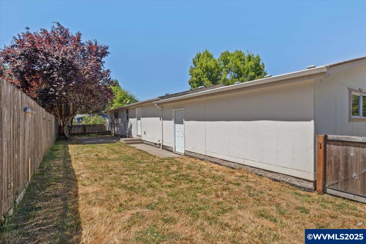 2365 Northwest Gibson Hill Road Albany, OR 97321 - Photo 45 of 47 Gallery Image 45