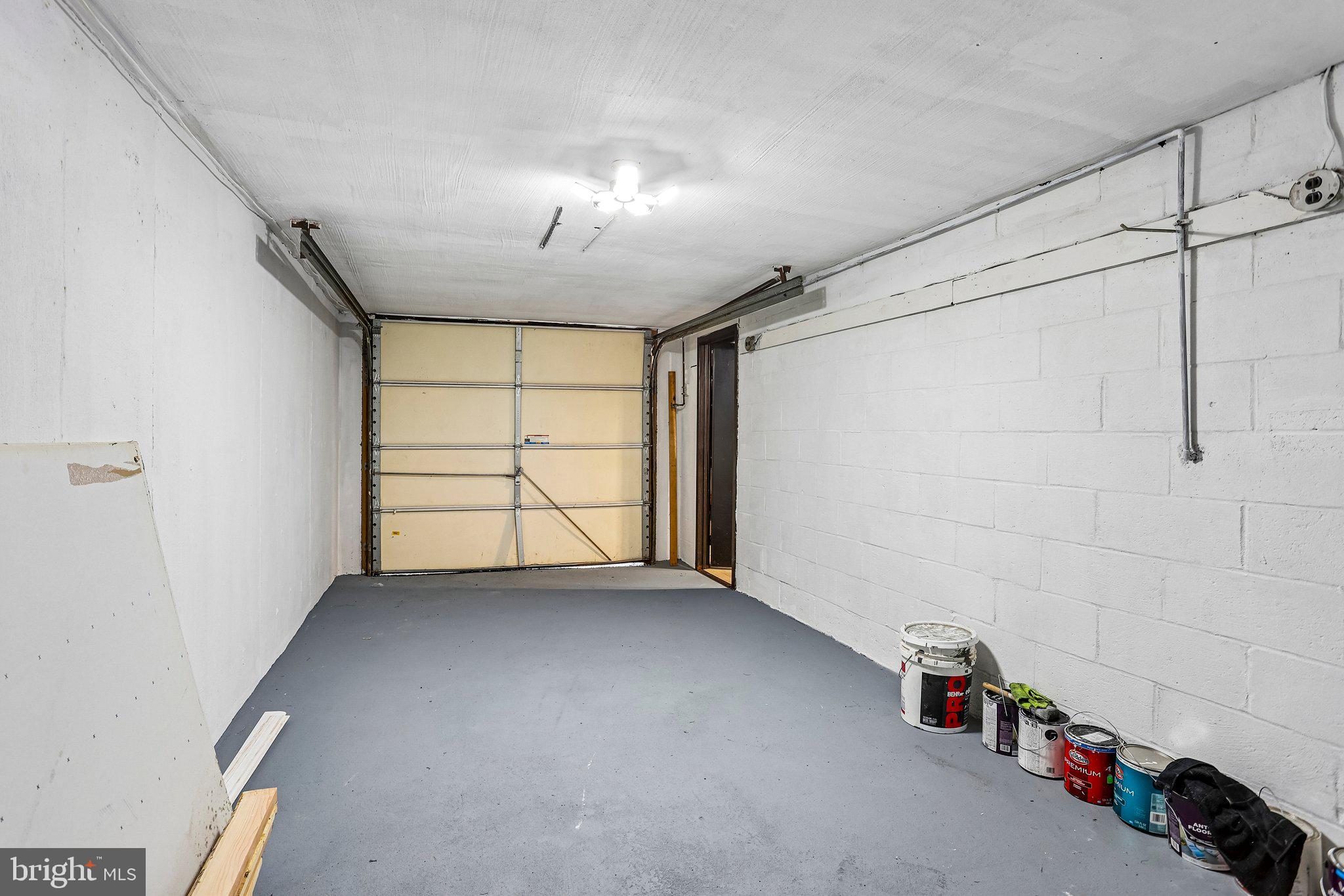 4008 Powell Road Brookhaven, PA 19015 - Photo 23 of 34 Spacious garage with potential.
