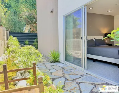 $589,000 | 588 East San Lorenzo Road, Unit 105, Palm Springs, CA 92264