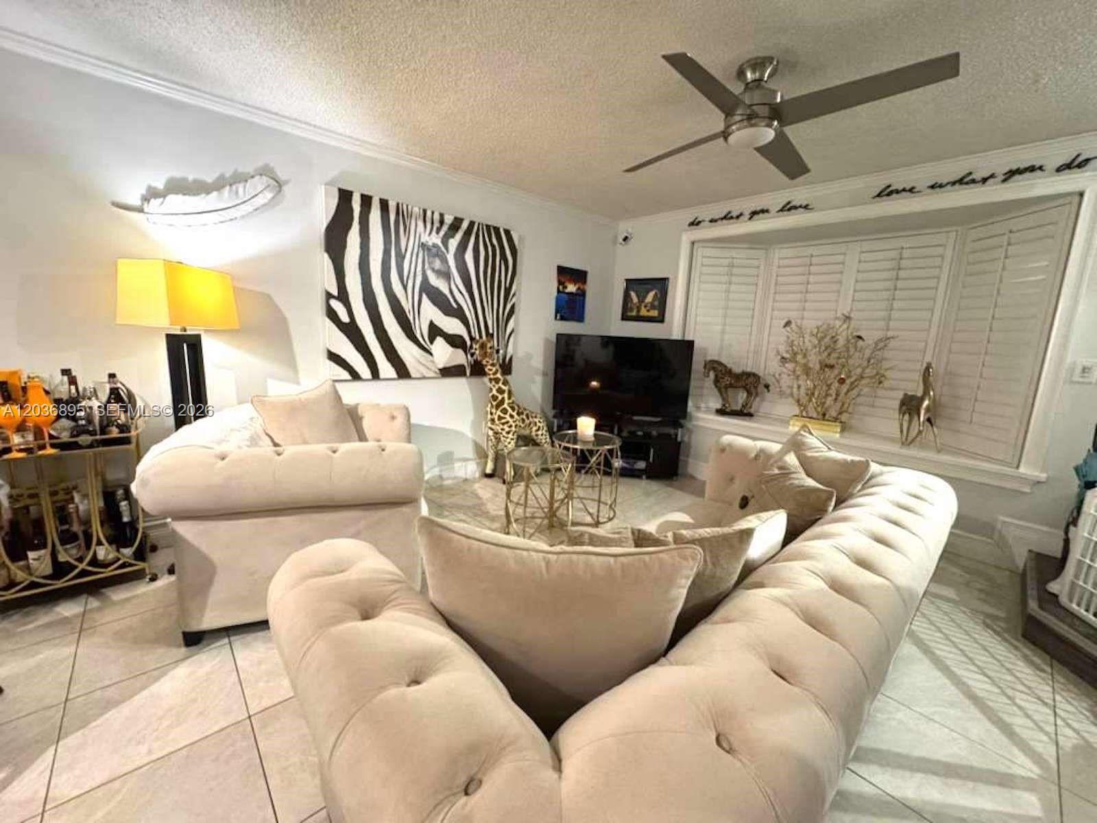 10044 Southwest 77th Court Miami, FL 33156 - Photo 10 of 18