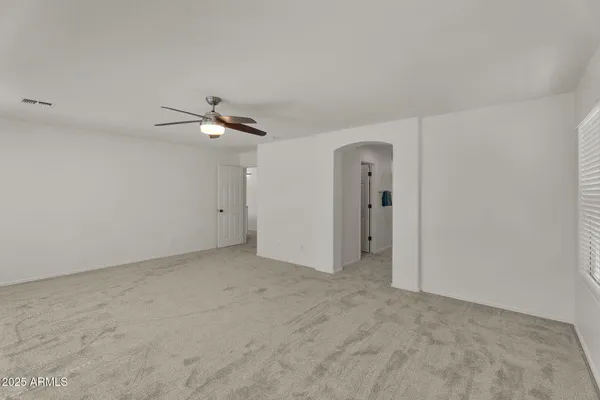 $599,999 | 2975 East Andre Avenue, Gilbert, AZ 85298