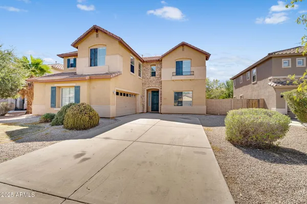 $599,999 | 2975 East Andre Avenue, Gilbert, AZ 85298