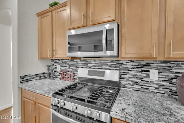 $599,999 | 2975 East Andre Avenue, Gilbert, AZ 85298