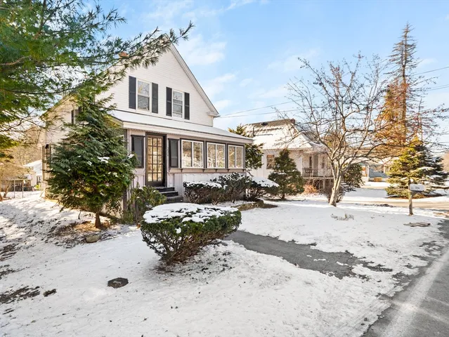 $539,000 | 224 Pelham Street, Methuen, MA 01844