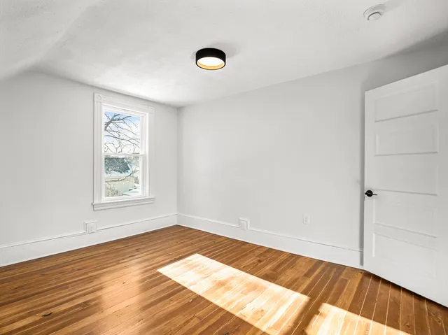 $539,000 | 224 Pelham Street, Methuen, MA 01844