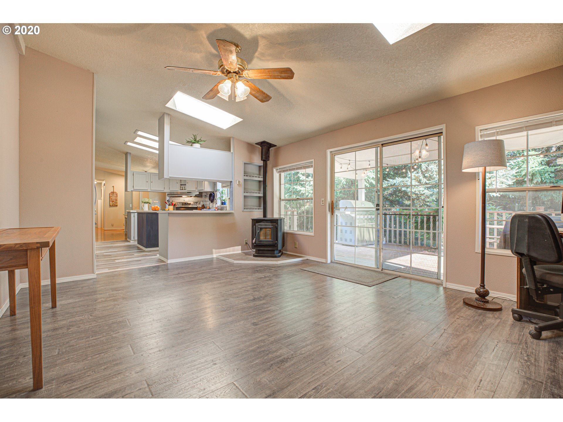 17271 South Outlook Road Oregon City, OR 97045 - Photo 12 of 32