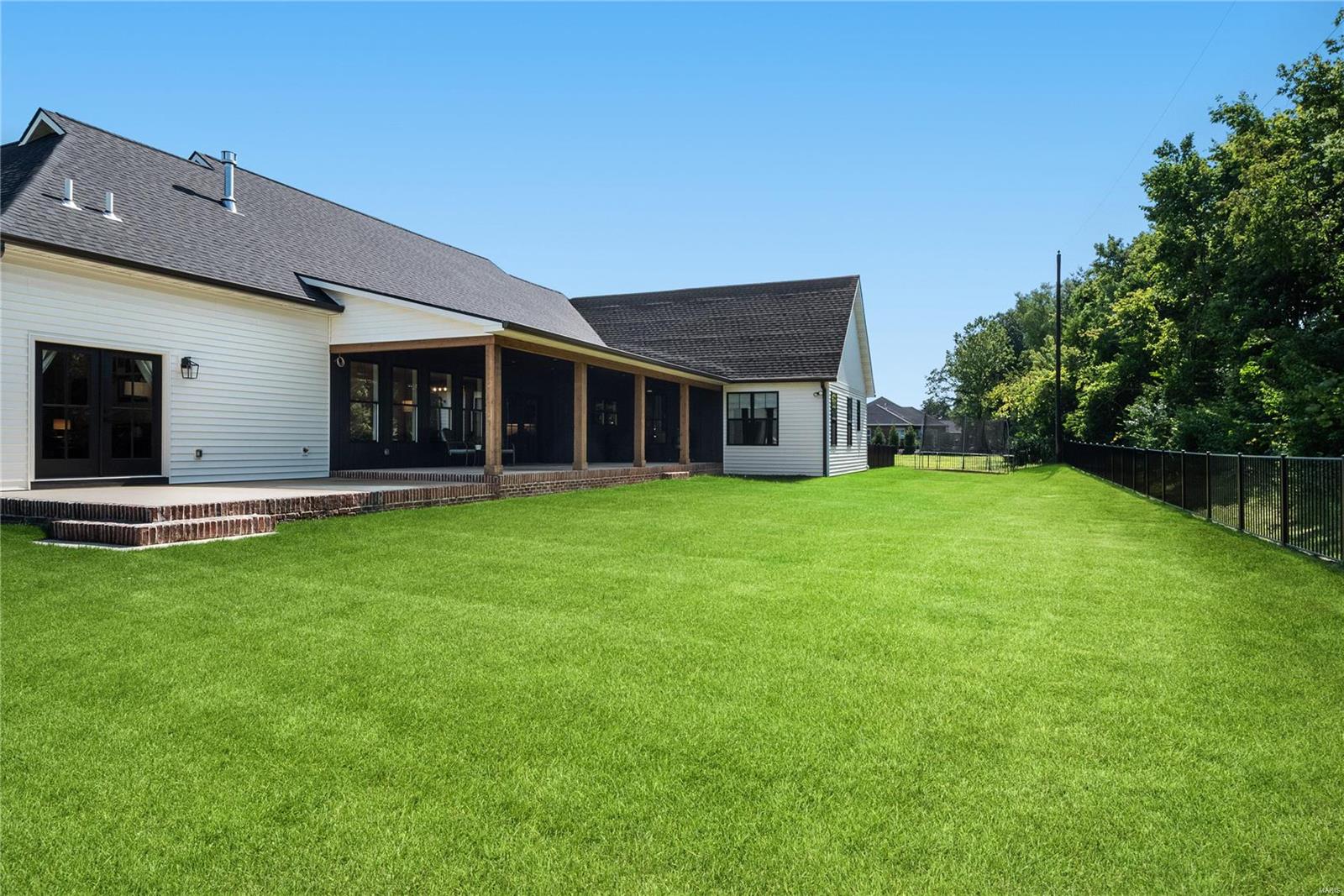 140 Rustic Barn Road O'Fallon, IL 62269 - Photo 4 of 69