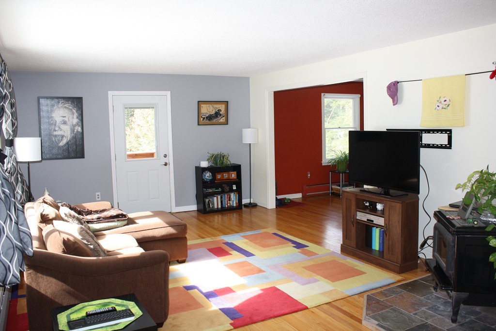 410 Long Plain Road Leverett, MA 01054 - Photo 6 of 17 Gallery Image 6