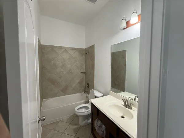 $2,200 | 3727 Goldleaf Trail Drive, Katy, TX 77449