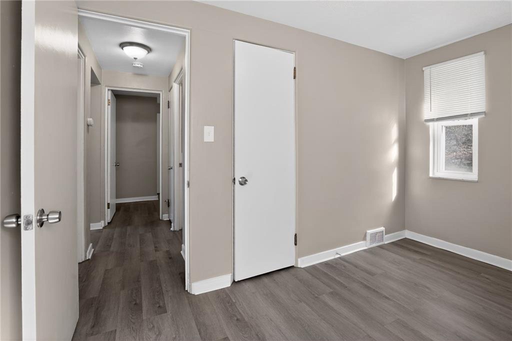 8030 Lincoln Road Verona, PA 15147 - Photo 18 of 34 Gallery Image 18