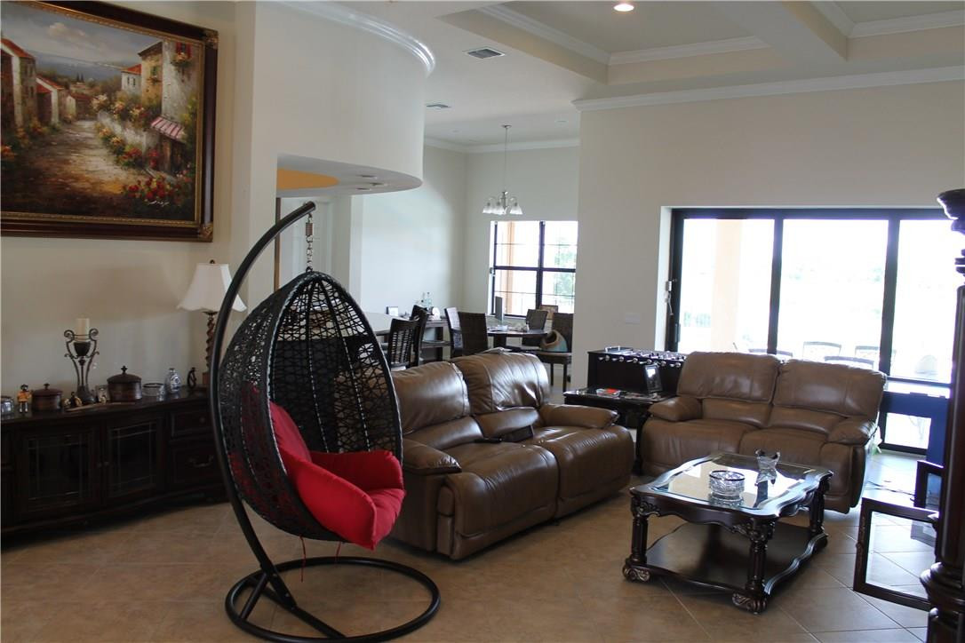 10687 Pisa Road Wellington, FL 33414 - Photo 6 of 35 Photo 6