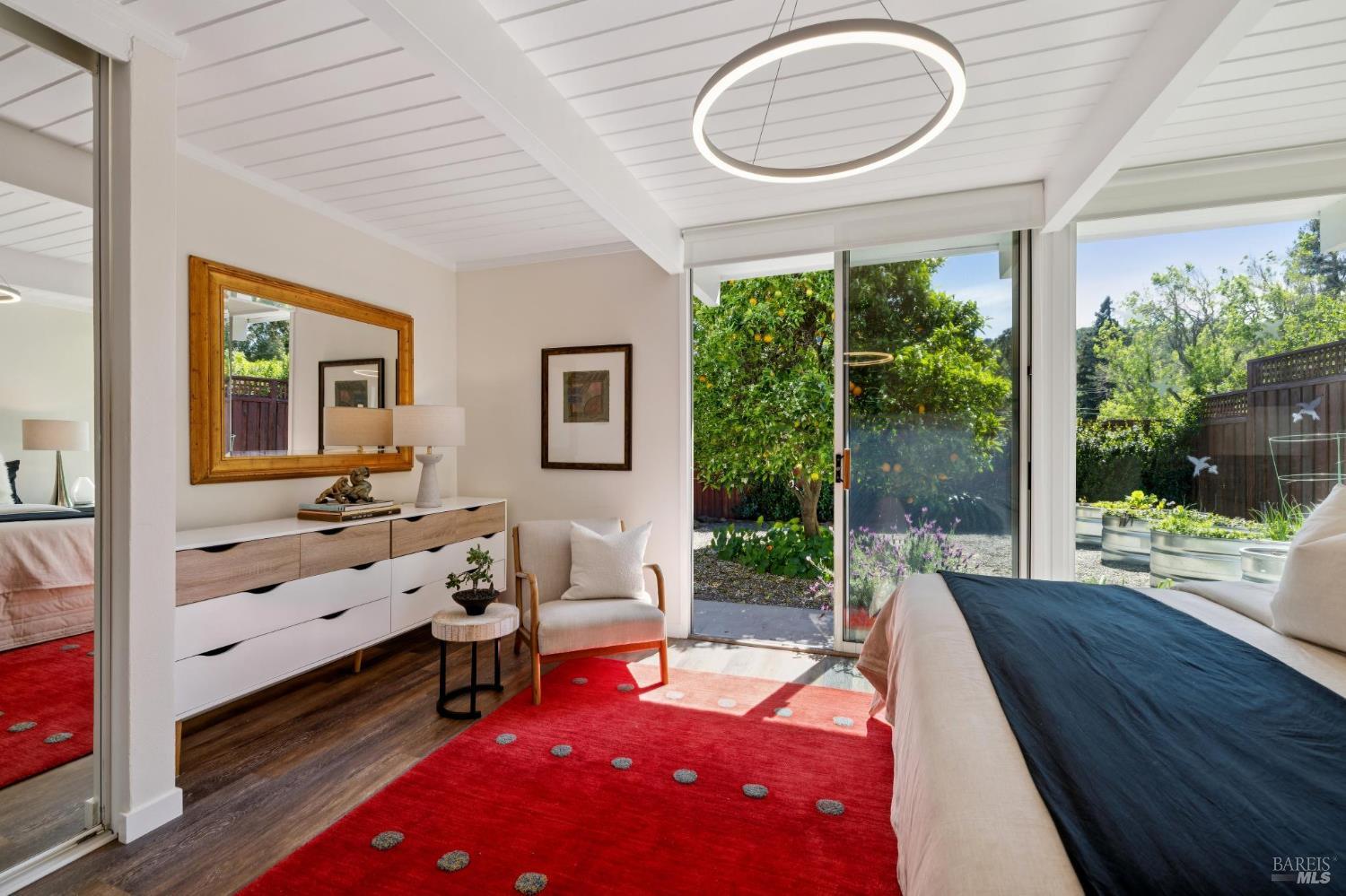 839 Greenberry Lane San Rafael, CA 94903 - Photo 29 of 57 a very nice looking room with a large window