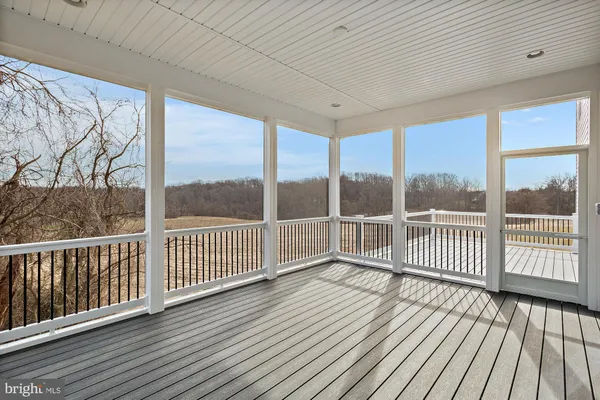 $989,811 | 20821 Brooke Knolls Road, Gaithersburg, MD 20882