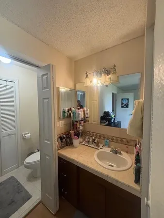 $299,900 | 795 Crystal Lake Drive, Unit 795, Deerfield Beach, FL 33064