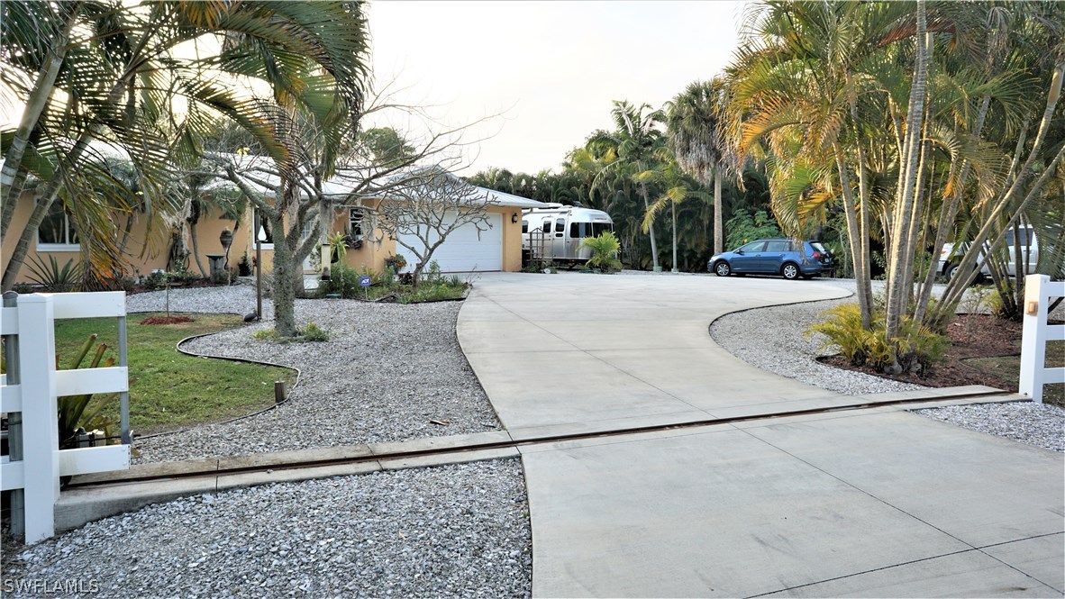 14511 Bokeelia Road Bokeelia, FL 33922 - Photo 11 of 18 Gallery Image 11