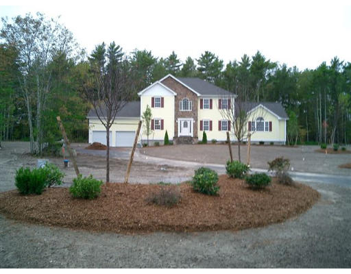 28 Bryant Lane Rochester, MA 02770 - Photo 3 of 4