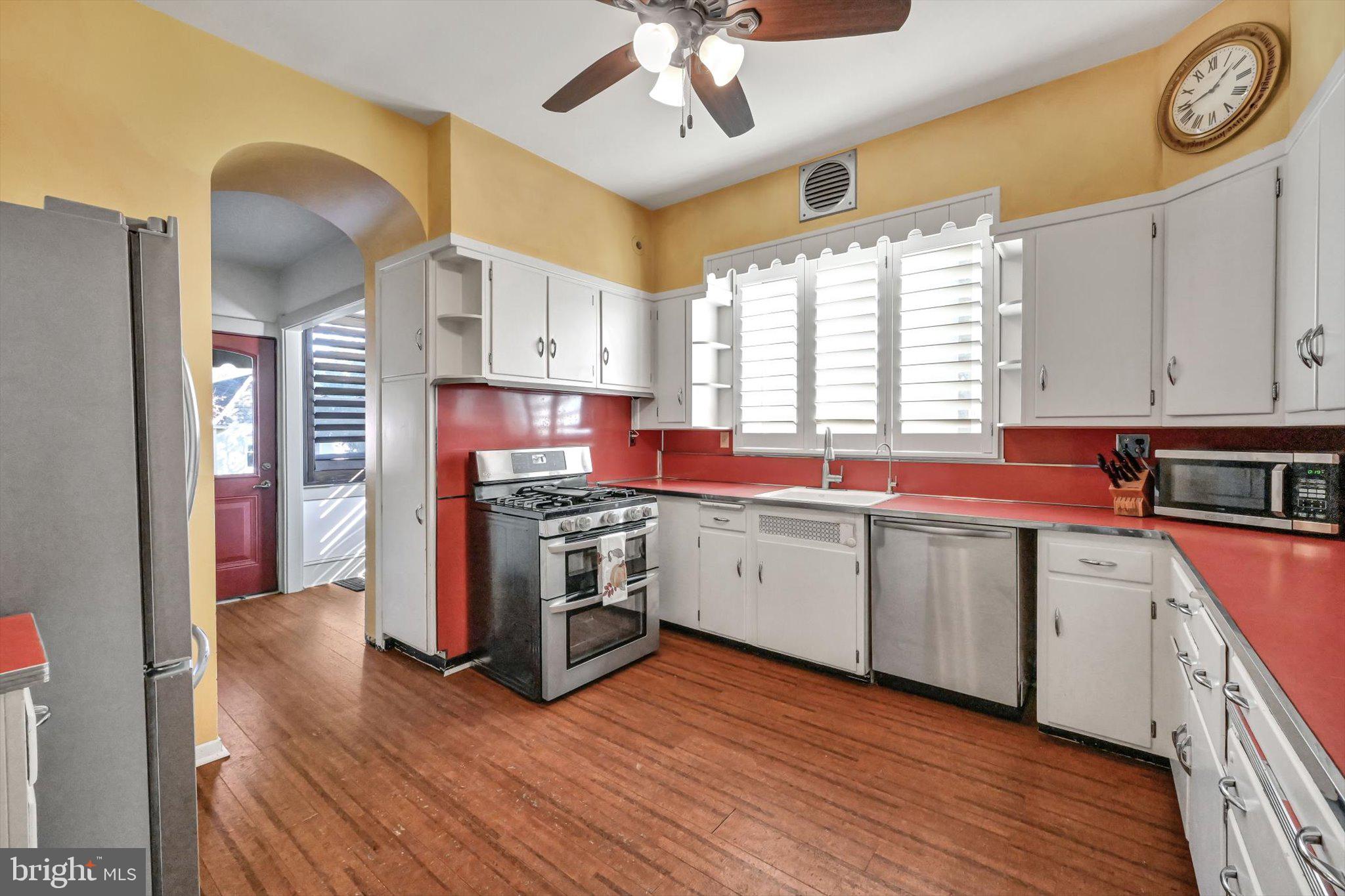 401 South Broad Street Lititz, PA 17543 - Photo 14 of 46 Gallery Image 14
