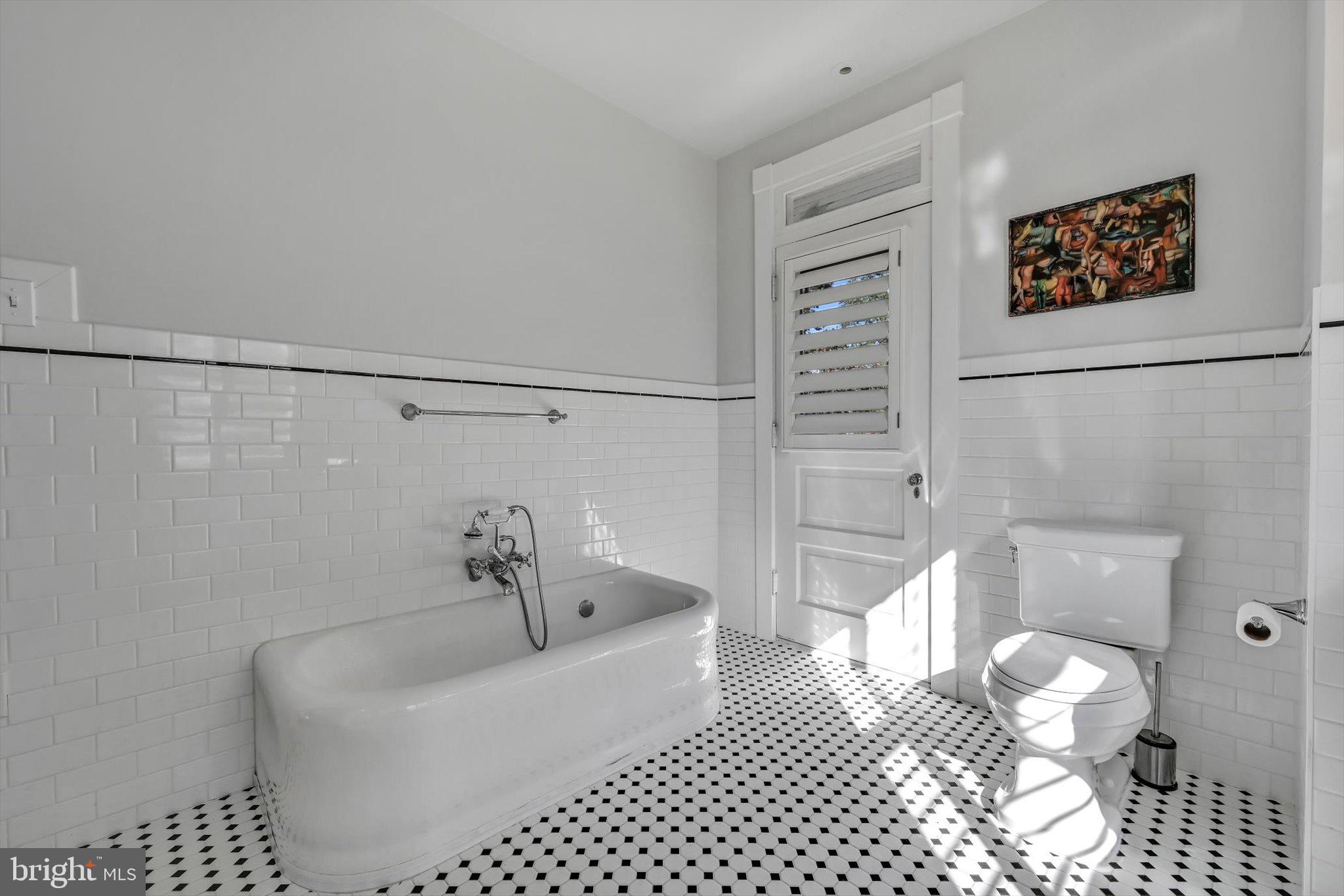 401 South Broad Street Lititz, PA 17543 - Photo 28 of 46 Gallery Image 28