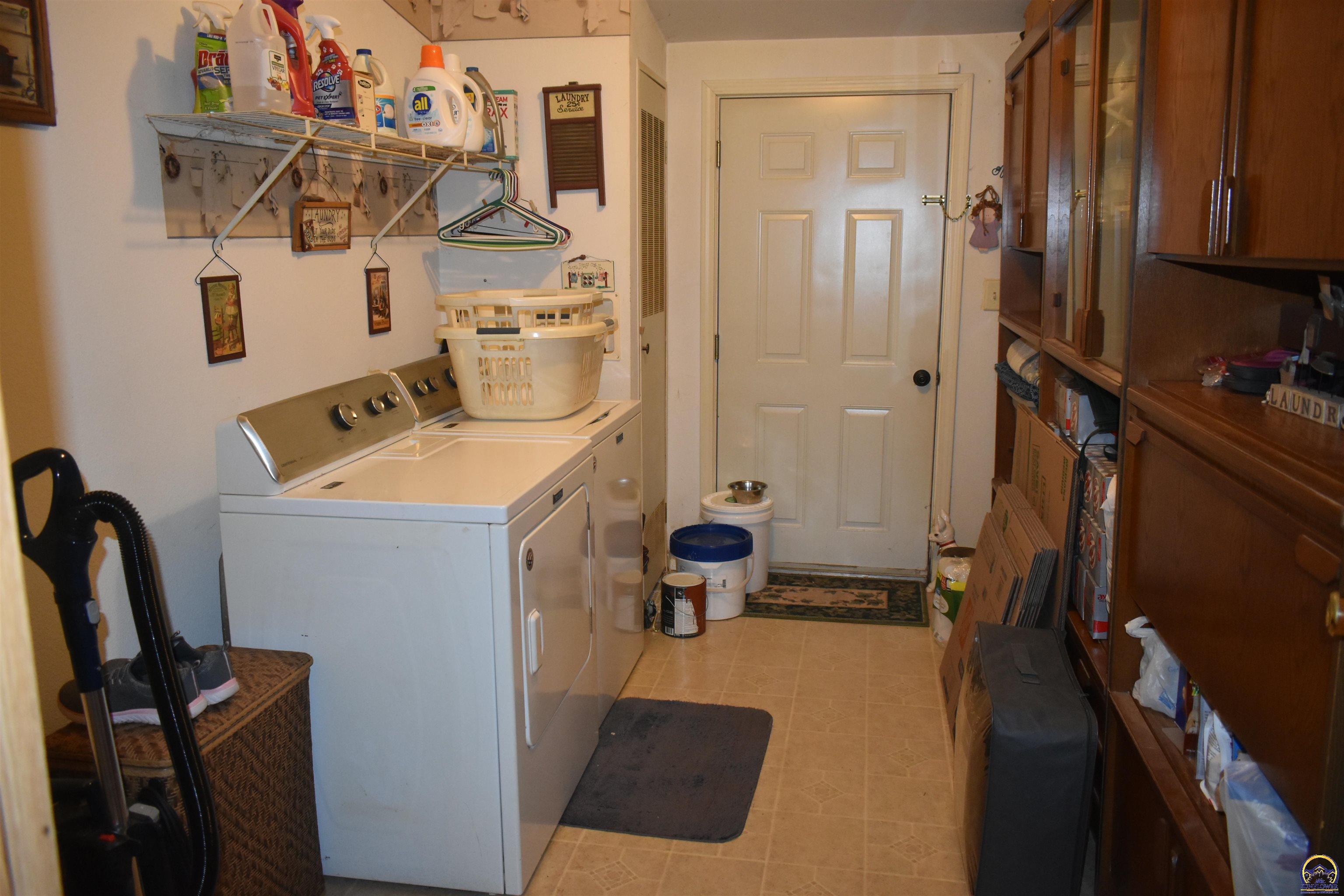 10035 West Lake Road Ozawkie, KS 66070 - Photo 19 of 20