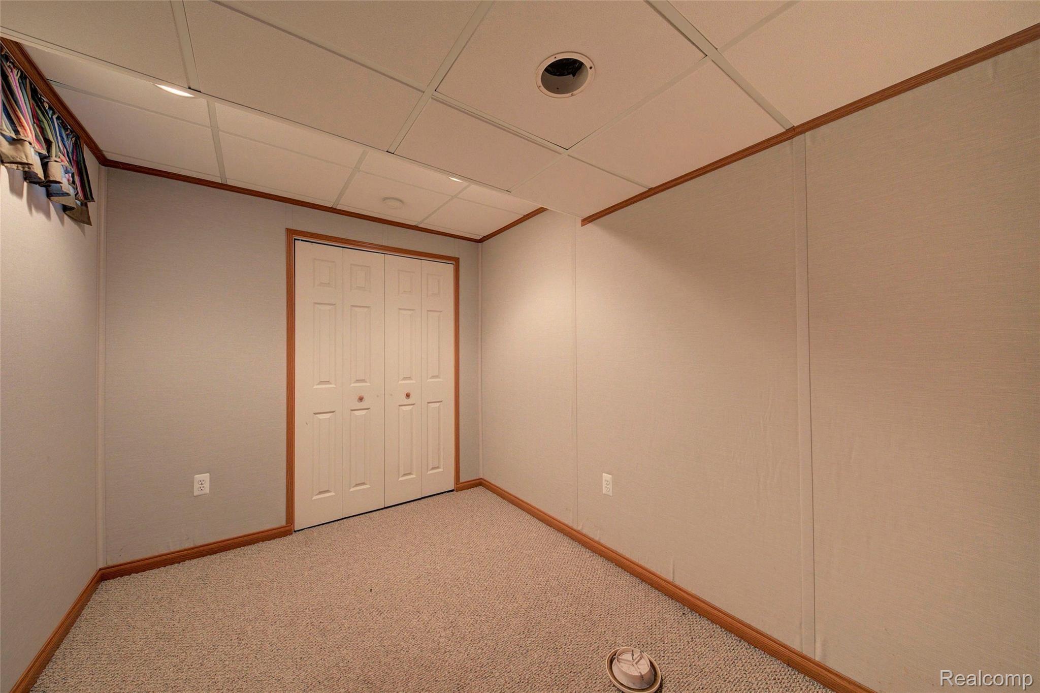 831 Laplaisance Road Monroe, MI 48161 - Photo 26 of 36 4H8A6506_7_8.jpg