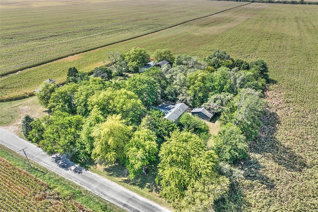 8349 Sawyer Road Decatur, IL 62526 - Photo 4 of 42