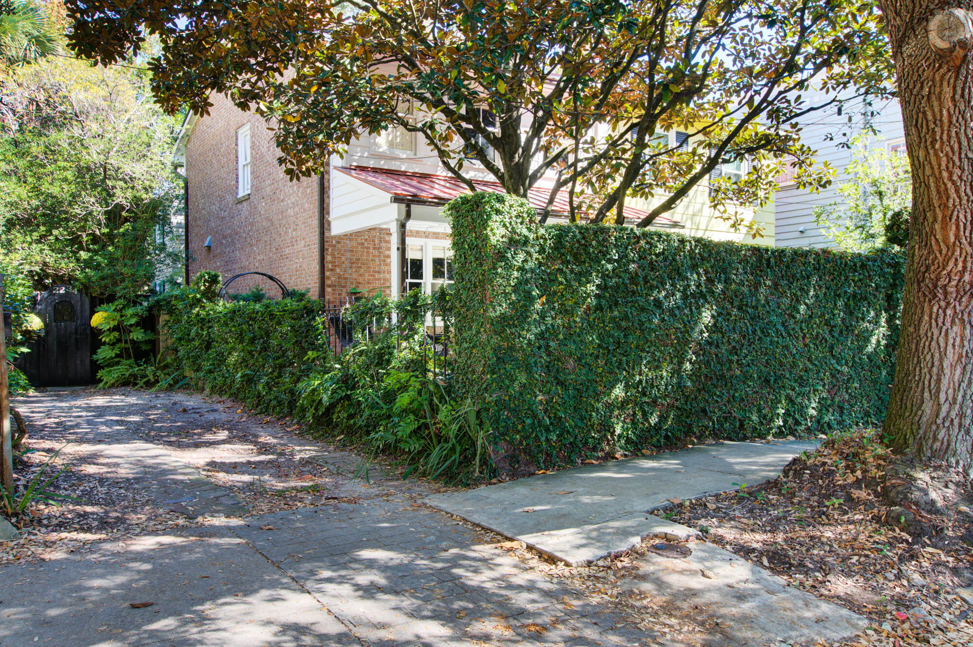 4 Pitt Street Charleston, SC 29401 - Photo 6 of 40 22.75 Pitt (2)