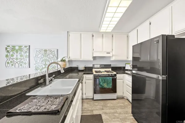 $459,000 | 25685 Sycamore Pointe, Unit 3G, Lake Forest, CA 92630