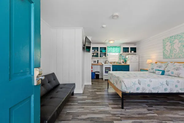 $1,950,000 | 183 Captain Chase Road, Dennis Port, MA 02639