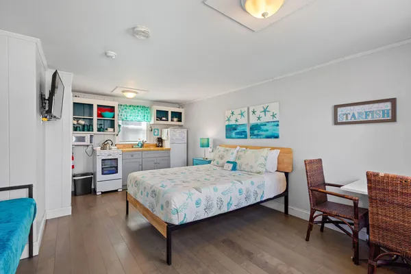 $1,950,000 | 183 Captain Chase Road, Dennis Port, MA 02639