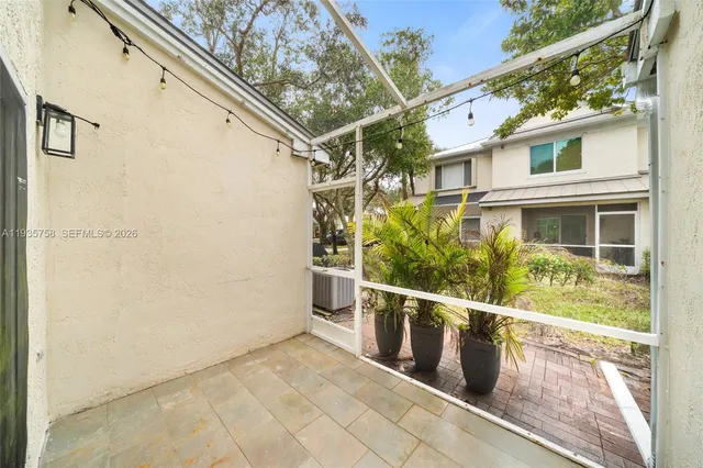 $2,500 | 177 Southwest 96th Avenue, Plantation, FL 33324