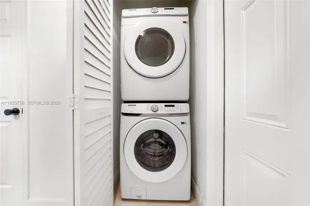 $2,500 | 177 Southwest 96th Avenue, Plantation, FL 33324