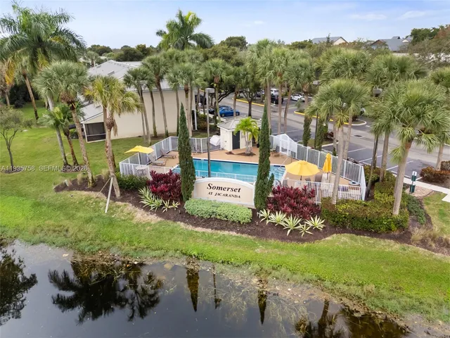 $2,500 | 177 Southwest 96th Avenue, Plantation, FL 33324