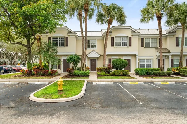 $2,500 | 177 Southwest 96th Avenue, Plantation, FL 33324