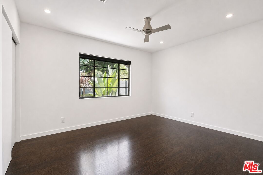502 Strand Street Santa Monica, CA 90405 - Photo 12 of 17