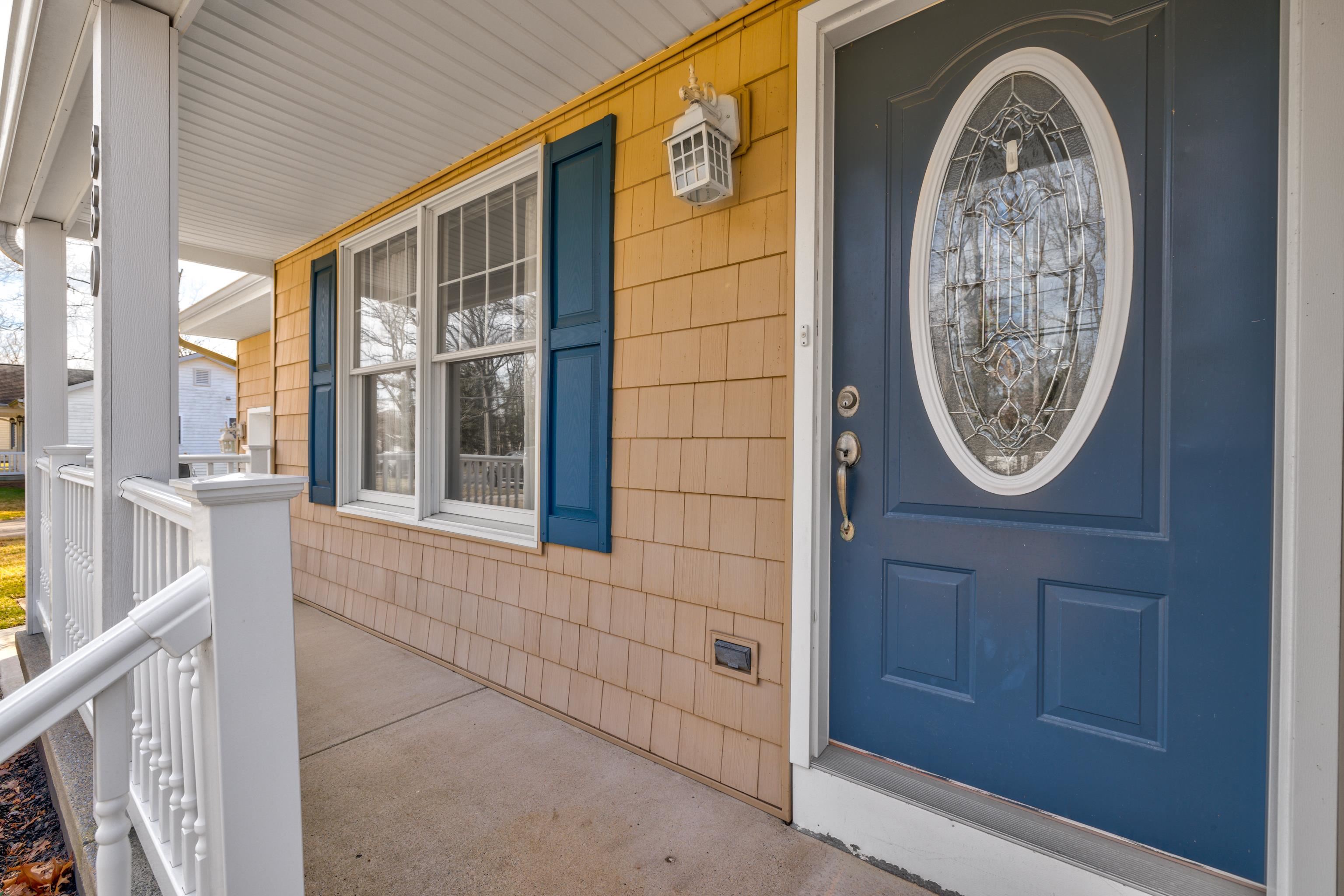 880 Honeysuckle Road Erma, NJ 08204 - Photo 5 of 31 a front view of a house with entryway