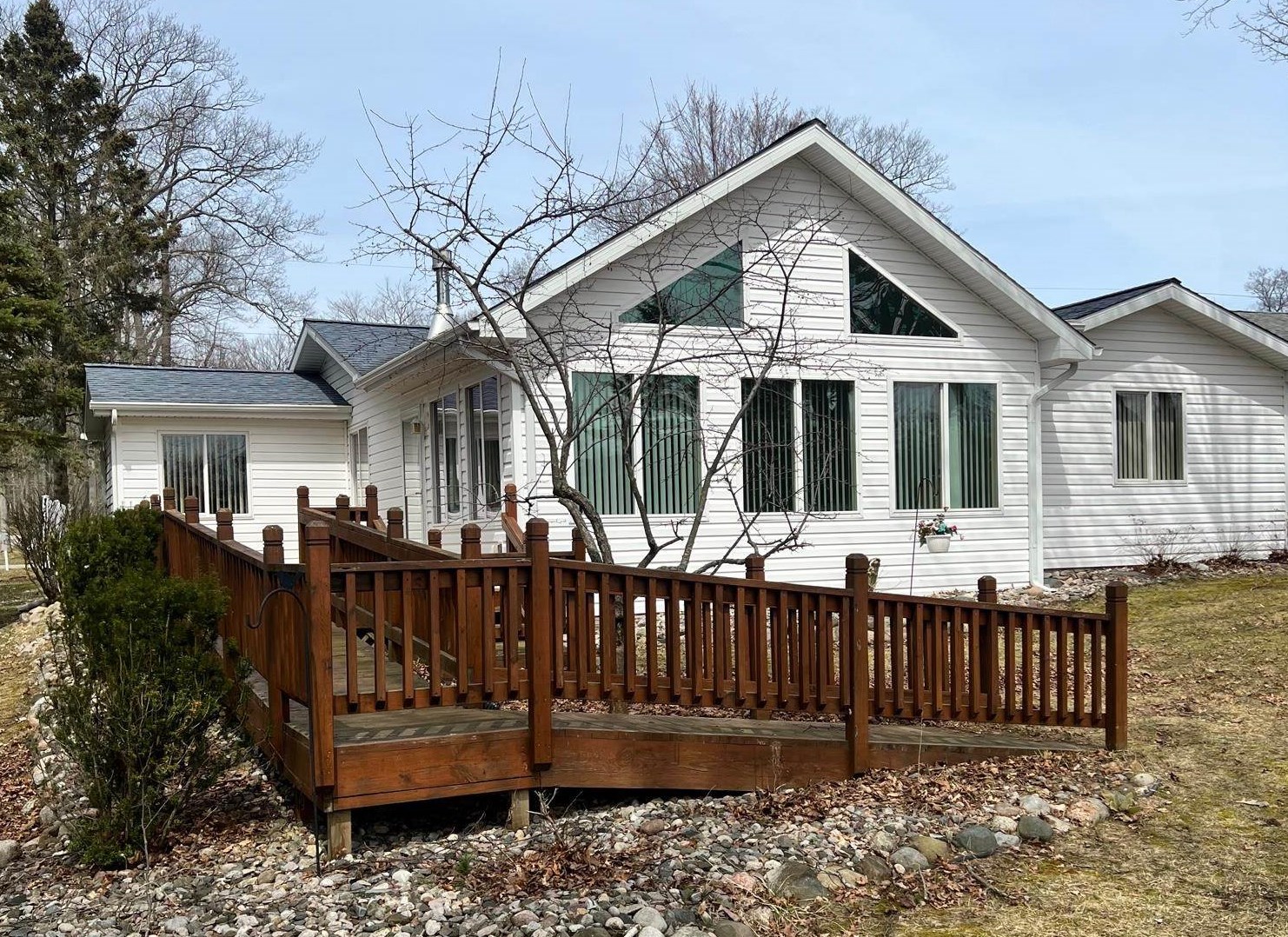 2725 West Lily Lake Road Harrison, MI 48625 - Photo 1 of 41 1898862.JPG